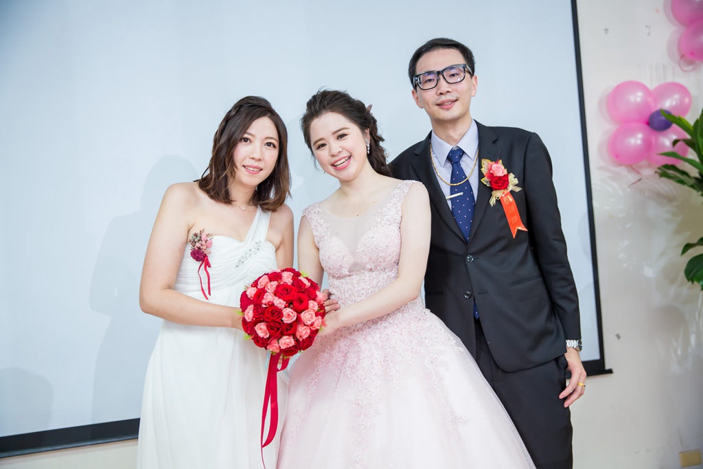 【 台南婚攝 ｜ 柳營活動中心 】啟豪 鈺嘉 婚禮紀錄 By 阿斌師 ,台南婚攝,台南婚禮紀錄,婚攝尹林婚禮,婚攝阿斌師,婚禮紀錄,婚禮錄影,南部婚攝,優質婚攝,口碑婚攝,結婚,迎娶,柳營活動中心,午宴,高CP值婚攝