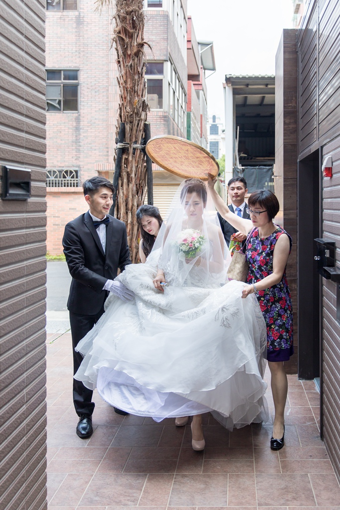 【 台北婚攝 ｜林口好日子 】建宇 貝珊 婚禮紀錄 By Boris ,台北婚攝,台北婚禮紀錄,婚攝尹林婚禮,婚禮紀錄,婚禮錄影,北部婚攝,優質婚攝,口碑婚攝,結婚,迎娶, 林口好日子,午宴