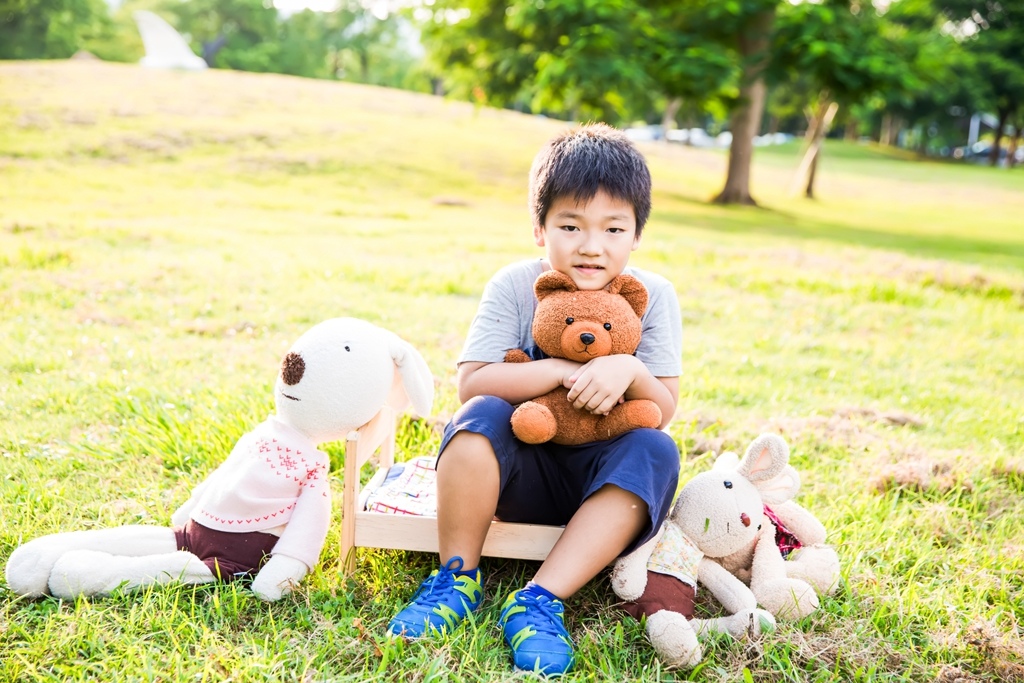 【 高雄全家福拍攝 | 全家福攝影 】幸福來了 By 尹林攝影 阿斌師,全家福,到府拍攝,高雄美術館,戶外,親子寫真,拍小孩,周年紀念,周歲紀念