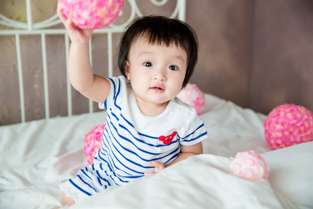 【高雄兒童寫真 | 琁琁周歲紀念】尹林兒童,阿斌師,高雄兒童寫真,南部兒童攝影,高雄兒童攝影,拍寶寶,滿月拍,抓周,拍小孩,寶寶童話,高雄攝影棚,迷迭森林,室內,親子寫真