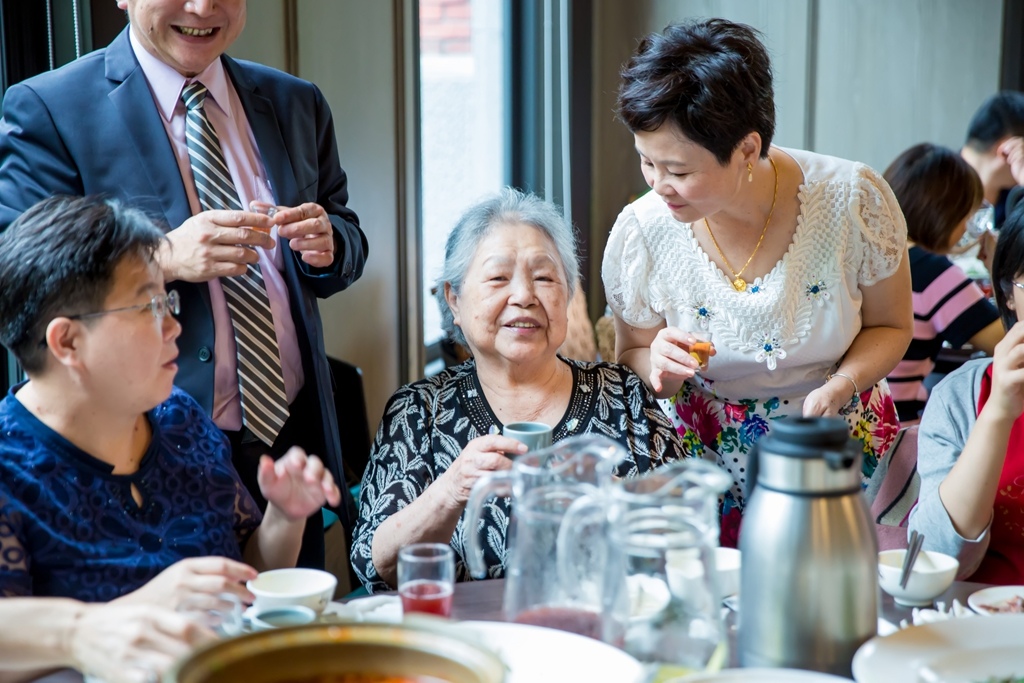 【桃園婚攝 | 龍潭全家福餐廳 】威達 舒萍 婚禮紀錄 婚攝 By 阿斌師,桃園婚攝,桃園婚禮紀錄, 婚攝尹林婚禮,婚攝阿斌師,婚禮紀錄,婚禮錄影,優質婚攝,口碑婚攝,定婚,類婚紗,午宴,