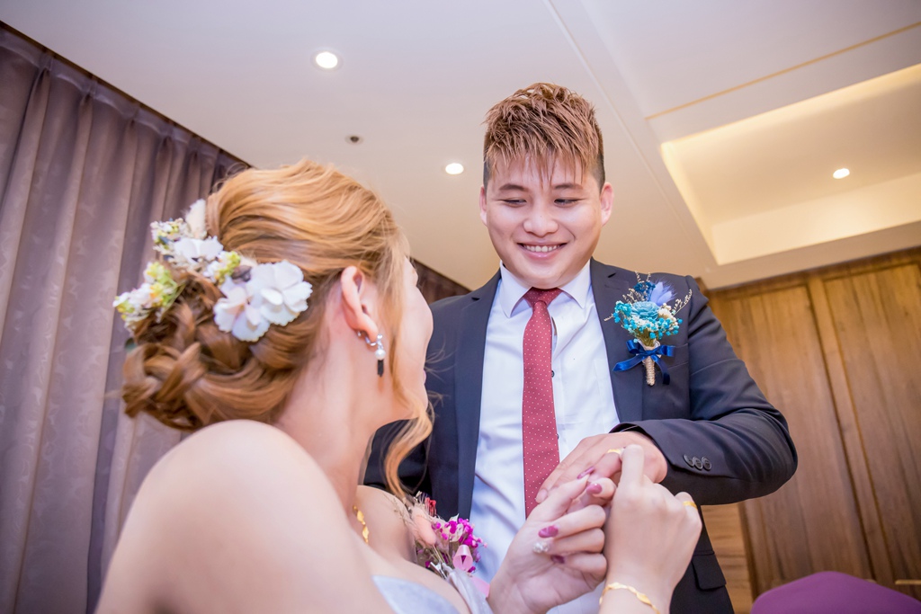 【屏東婚攝 | 鮪魚飯店 】嘉慶馥郁 婚禮紀錄 婚攝 By 正隆,屏東婚攝,屏東婚禮紀錄, 婚攝尹林婚禮, ,婚禮紀錄,婚禮錄影,優質婚攝,口碑婚攝,定婚,類婚紗,午宴,