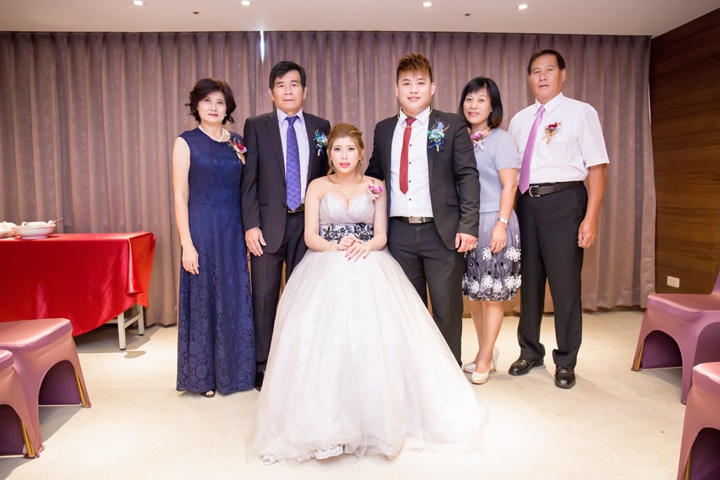 【屏東婚攝 | 鮪魚飯店 】嘉慶馥郁 婚禮紀錄 婚攝 By 正隆,屏東婚攝,屏東婚禮紀錄, 婚攝尹林婚禮, ,婚禮紀錄,婚禮錄影,優質婚攝,口碑婚攝,定婚,類婚紗,午宴,