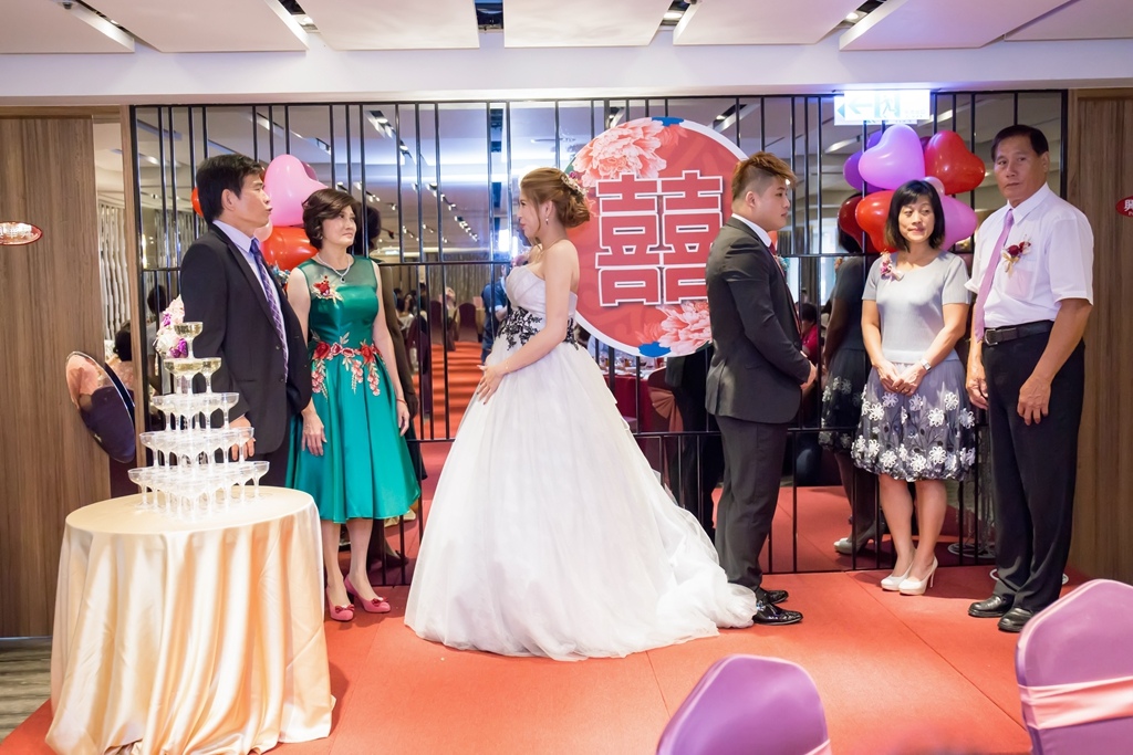 【屏東婚攝 | 鮪魚飯店 】嘉慶馥郁 婚禮紀錄 婚攝 By 正隆,屏東婚攝,屏東婚禮紀錄, 婚攝尹林婚禮, ,婚禮紀錄,婚禮錄影,優質婚攝,口碑婚攝,定婚,類婚紗,午宴,