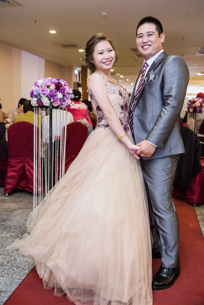 【台南婚攝 | 新營囍洋洋宴會館】冠融 文真 婚禮紀錄 婚攝 By 小盧 ,台南婚攝,台南婚禮紀錄, 婚攝尹林婚禮,婚禮紀錄,婚禮錄影,優質婚攝,口碑婚攝,結婚,迎娶,類婚紗,午宴