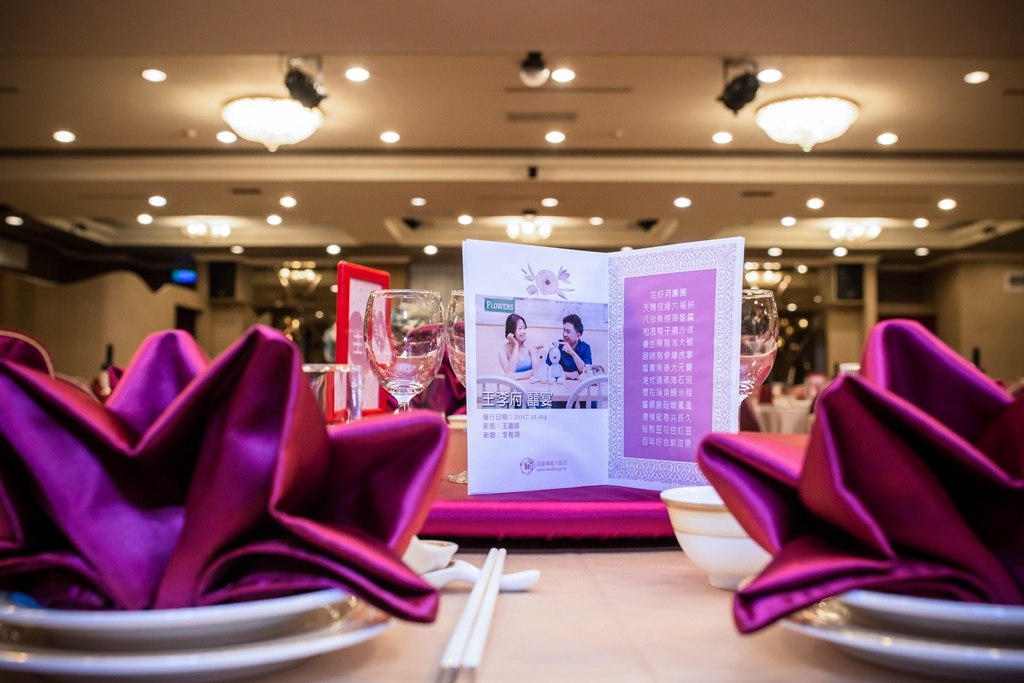 【高雄婚攝 | 尊龍飯店】嘉暐 雅琪 婚禮紀錄 婚攝 By 小盧 ,高雄婚攝,高雄婚禮紀錄, 婚攝尹林婚禮,婚禮紀錄,婚禮錄影,優質婚攝,口碑婚攝,結婚,迎娶,類婚紗,午宴