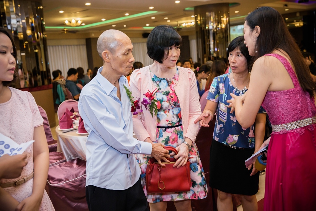 【高雄婚攝 | 尊龍飯店】嘉暐 雅琪 婚禮紀錄 婚攝 By 小盧 ,高雄婚攝,高雄婚禮紀錄, 婚攝尹林婚禮,婚禮紀錄,婚禮錄影,優質婚攝,口碑婚攝,結婚,迎娶,類婚紗,午宴