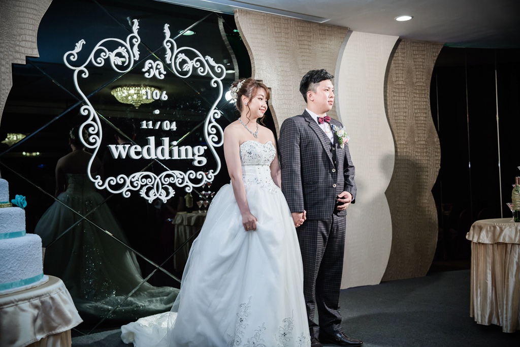 【高雄婚攝 | 尊龍飯店】嘉暐 雅琪 婚禮紀錄 婚攝 By 小盧 ,高雄婚攝,高雄婚禮紀錄, 婚攝尹林婚禮,婚禮紀錄,婚禮錄影,優質婚攝,口碑婚攝,結婚,迎娶,類婚紗,午宴