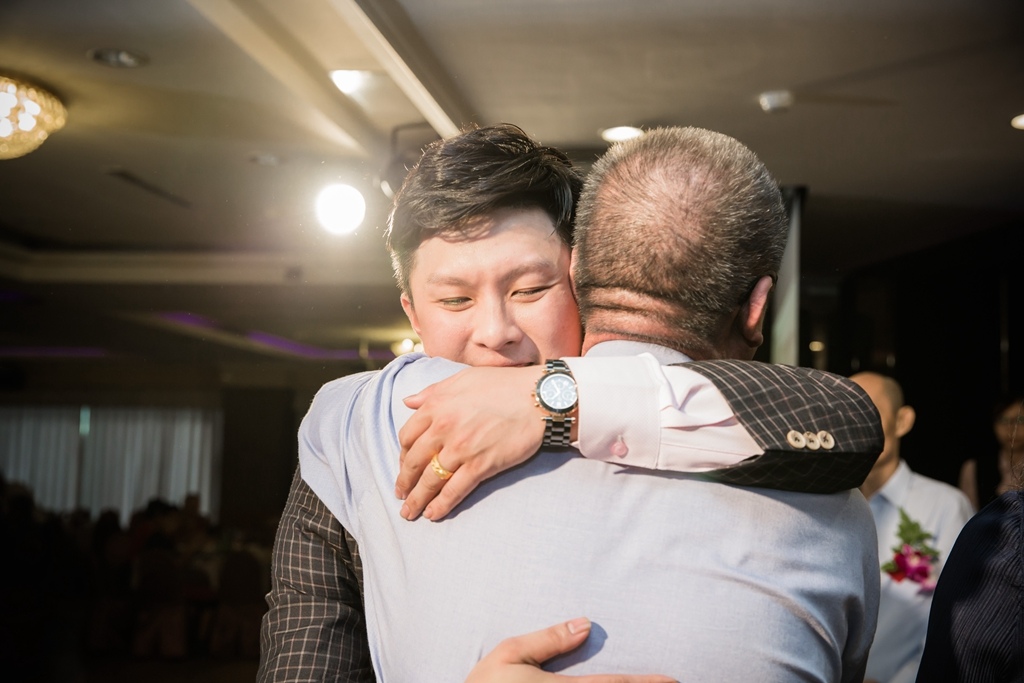 【高雄婚攝 | 尊龍飯店】嘉暐 雅琪 婚禮紀錄 婚攝 By 小盧 ,高雄婚攝,高雄婚禮紀錄, 婚攝尹林婚禮,婚禮紀錄,婚禮錄影,優質婚攝,口碑婚攝,結婚,迎娶,類婚紗,午宴