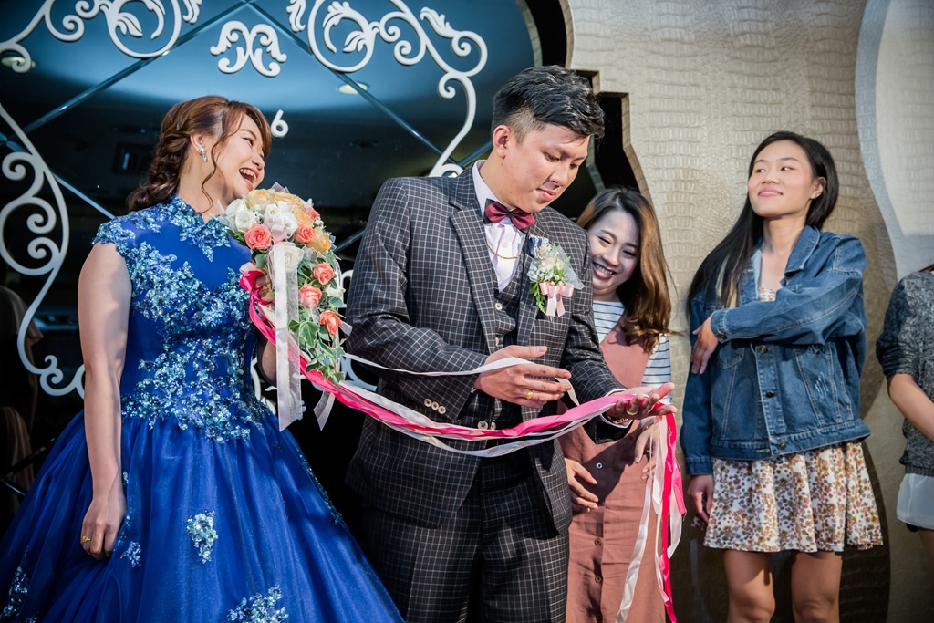 【高雄婚攝 | 尊龍飯店】嘉暐 雅琪 婚禮紀錄 婚攝 By 小盧 ,高雄婚攝,高雄婚禮紀錄, 婚攝尹林婚禮,婚禮紀錄,婚禮錄影,優質婚攝,口碑婚攝,結婚,迎娶,類婚紗,午宴