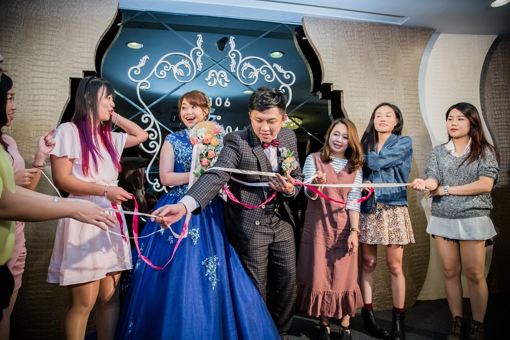 【高雄婚攝 | 尊龍飯店】嘉暐 雅琪 婚禮紀錄 婚攝 By 小盧 ,高雄婚攝,高雄婚禮紀錄, 婚攝尹林婚禮,婚禮紀錄,婚禮錄影,優質婚攝,口碑婚攝,結婚,迎娶,類婚紗,午宴