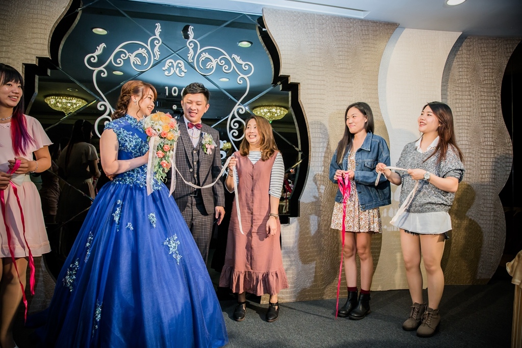 【高雄婚攝 | 尊龍飯店】嘉暐 雅琪 婚禮紀錄 婚攝 By 小盧 ,高雄婚攝,高雄婚禮紀錄, 婚攝尹林婚禮,婚禮紀錄,婚禮錄影,優質婚攝,口碑婚攝,結婚,迎娶,類婚紗,午宴