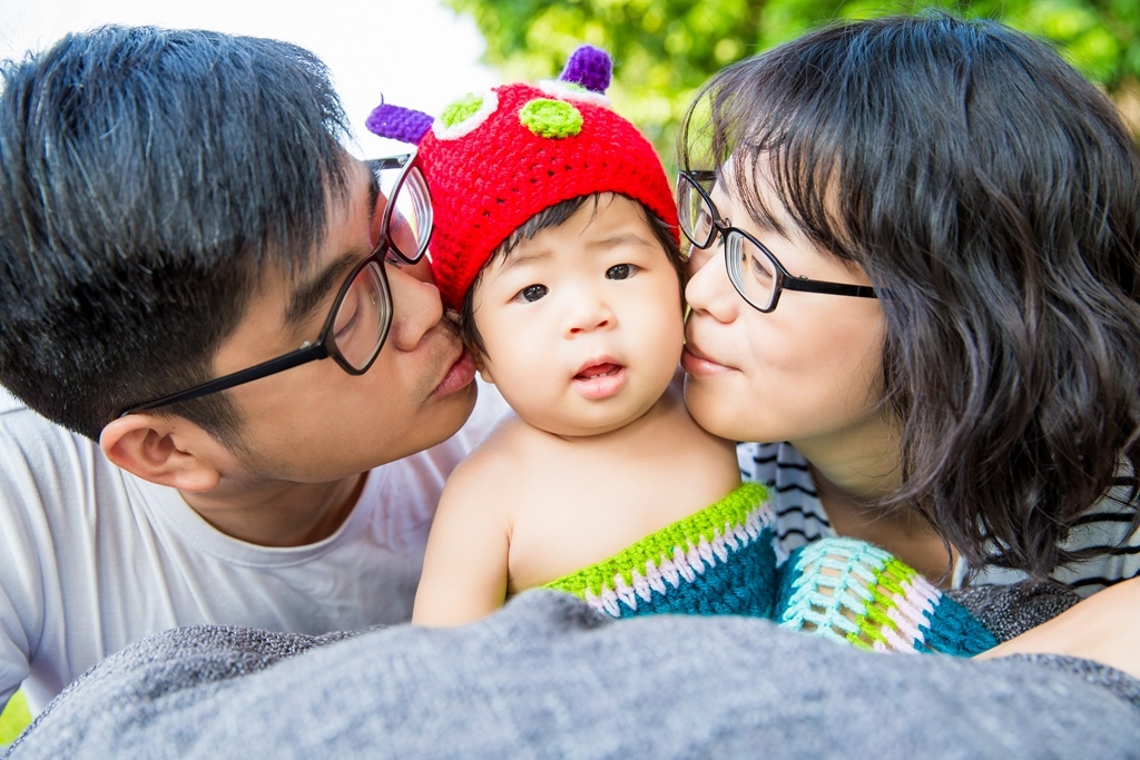 全家福攝影,全家福拍照,阿斌師,高雄兒童寫真,南部兒童攝影,高雄兒童攝影, 屏東兒童攝影,屏東兒童寫真,拍寶寶,滿月拍,抓周,拍小孩,寶寶童話,全家福,到府拍攝,高雄橋頭糖廠,戶外,親子寫真