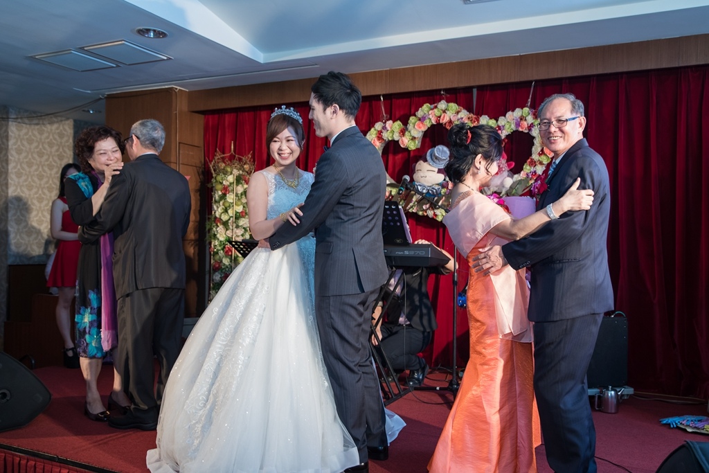 【台南婚攝 | 富霖婚宴會館】良展 睿妤 婚禮紀錄 婚攝 By Boris ,尹林婚攝,尹林婚禮紀錄,婚禮錄影,優質婚攝,口碑婚攝,結婚,迎娶,類婚紗,午宴