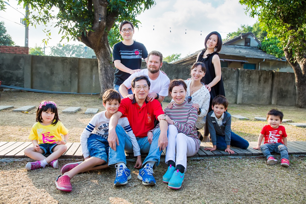 尹林兒童,阿斌師,嘉義兒童攝影,嘉義兒童寫真,台南兒童攝影,台南兒童寫真,高雄兒童寫真,南部兒童攝影,高雄兒童攝影, 屏東兒童攝影,屏東兒童寫真,拍寶寶,滿月拍,抓周,拍小孩,寶寶童話,全家福,到府拍攝,林後四林,戶外,親子寫真