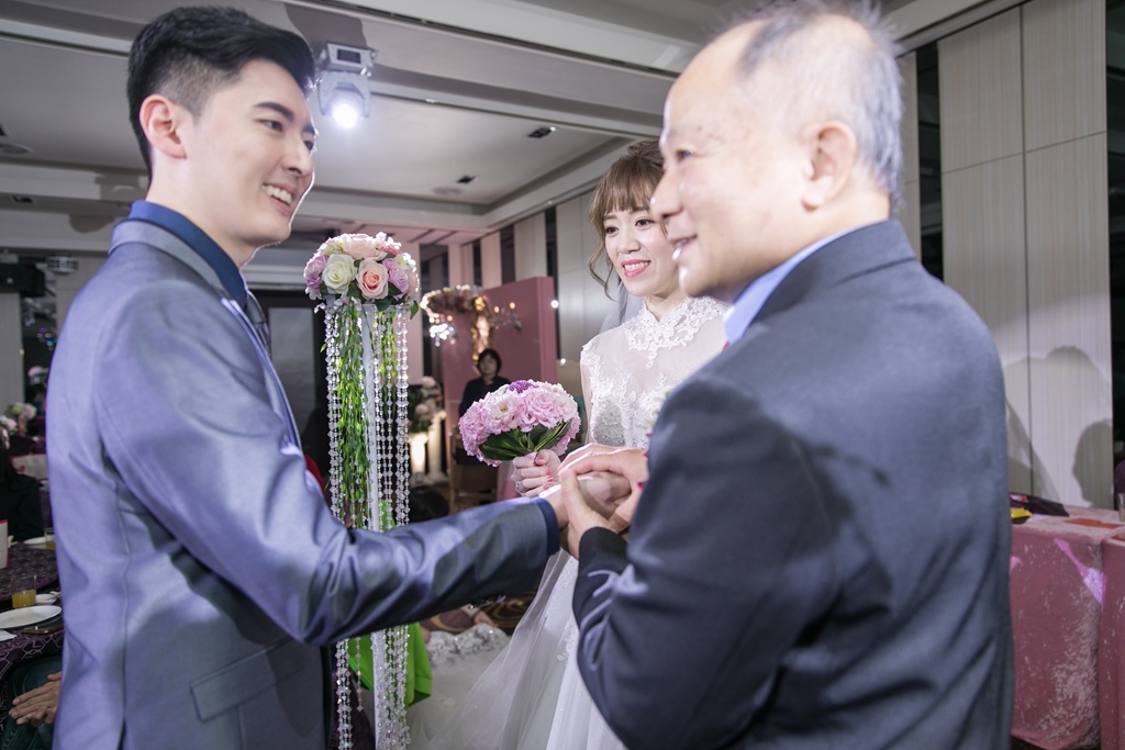 【台北婚攝 | 林口好日子宴會餐廳】建良  芳慈 婚禮紀錄 婚攝 By Boris ,尹林婚攝,尹林婚禮紀錄,婚禮錄影,優質婚攝,口碑婚攝,結婚,迎娶,類婚紗,午宴