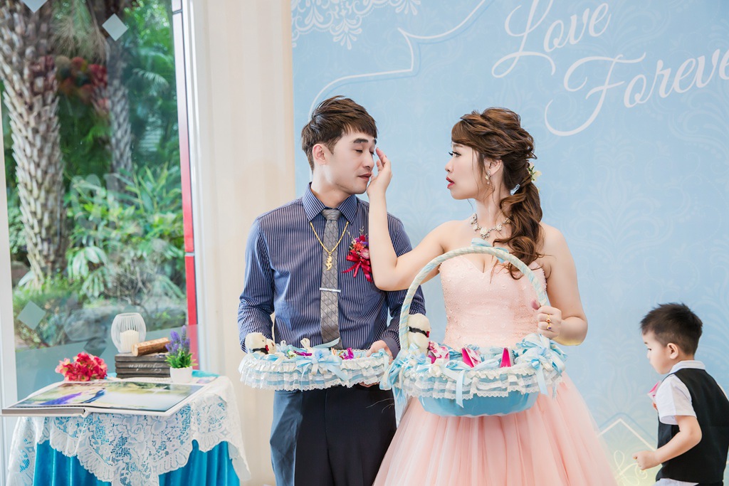 【屏東婚攝 | 張家食堂 】欣祠 宜臻 婚禮紀錄 婚攝 By 小盧  ,尹林婚攝,尹林婚禮紀錄,婚禮錄影,訂婚午宴