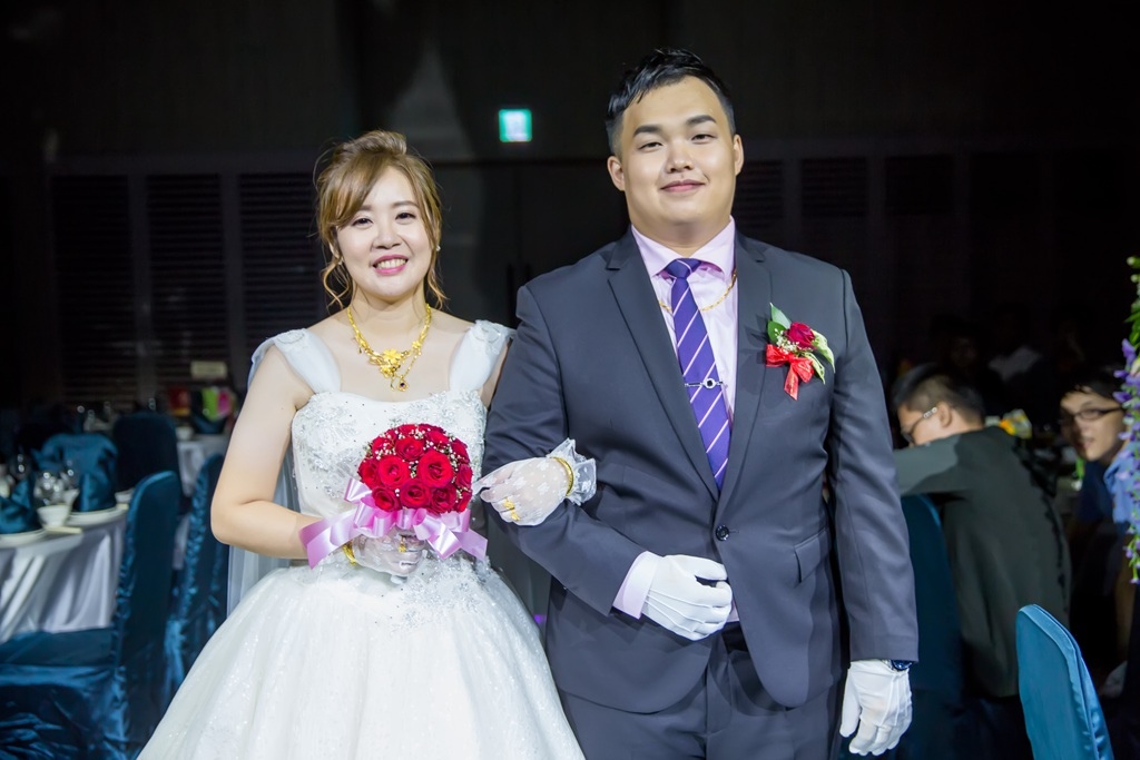 【彰化婚攝 | 大中華國際美食館 】奇峰 佳欣 婚禮紀錄 婚攝 By 阿斌師 ,尹林婚攝,尹林婚禮紀錄,婚禮錄影,結婚晚宴