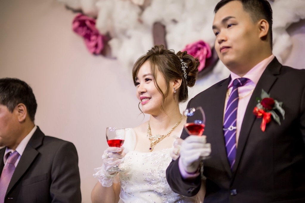 【彰化婚攝 | 大中華國際美食館 】奇峰 佳欣 婚禮紀錄 婚攝 By 阿斌師 ,尹林婚攝,尹林婚禮紀錄,婚禮錄影,結婚晚宴