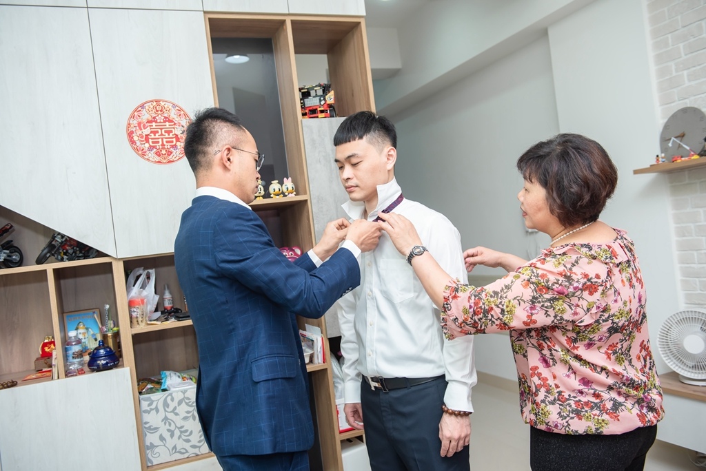 2022.3.6 俊憲 ＆ 毓珊 文定迎娶紀錄-25.jpg