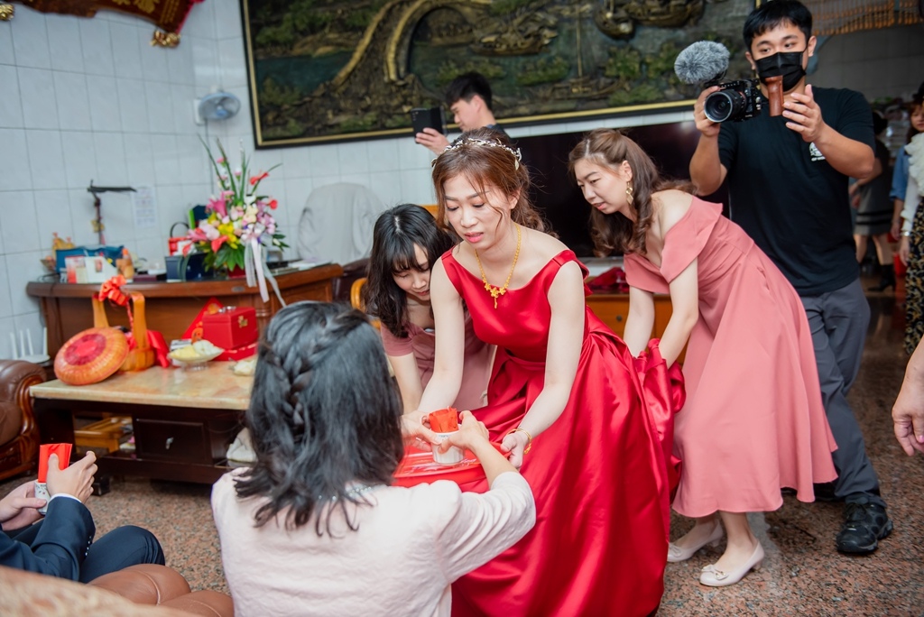 2022.3.6 俊憲 ＆ 毓珊 文定迎娶紀錄-255.jpg