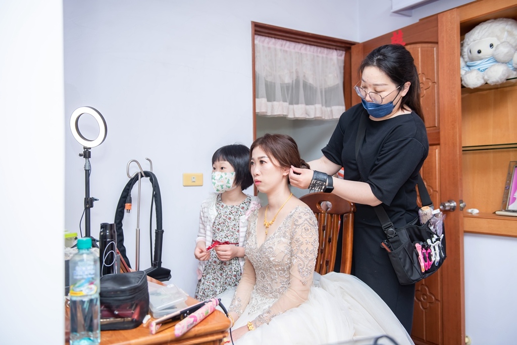 2022.3.6 俊憲 ＆ 毓珊 文定迎娶紀錄-296.jpg