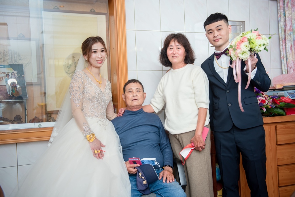 2022.3.6 俊憲 ＆ 毓珊 文定迎娶紀錄-524.jpg