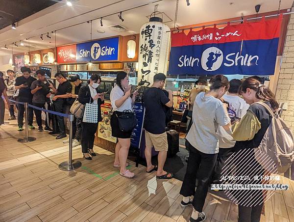 [食記] 福岡博多車站旁KITTE 博多拉麵Shinshin