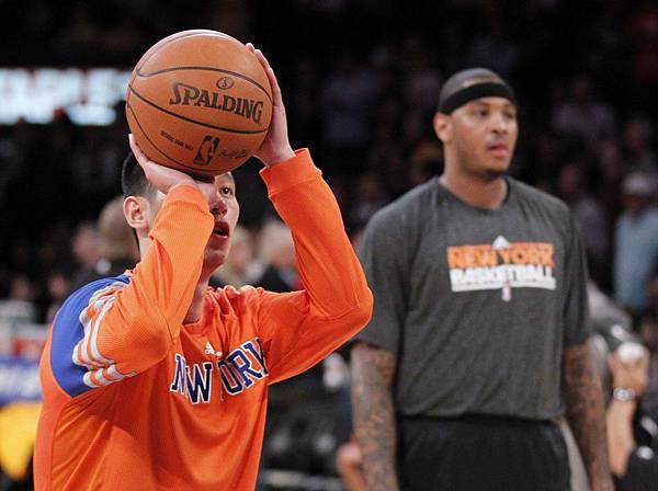 227985-free-throws-with-carmelo.jpg