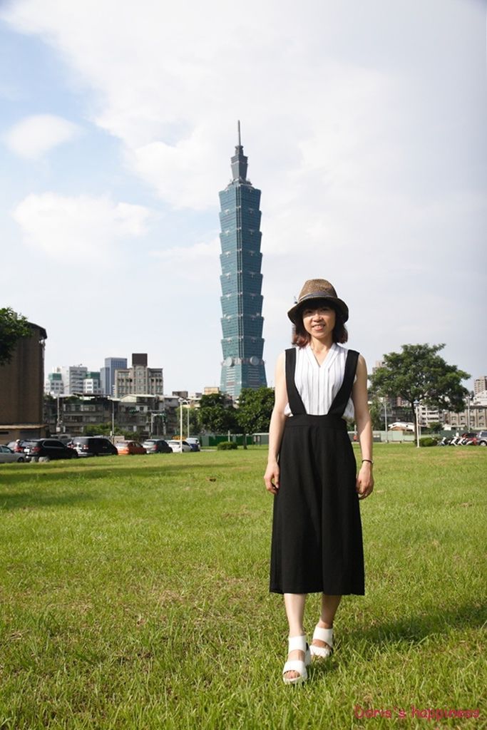 穿搭。百元服飾創造多樣風格 嘉蒂斯流行時尚女裝滿足小資女的平價輕時尚