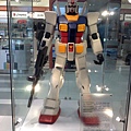 2012.2.2 二航廈的RX78 