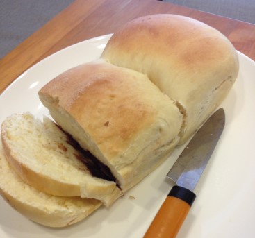 20130615-2-試作麵包-剖面