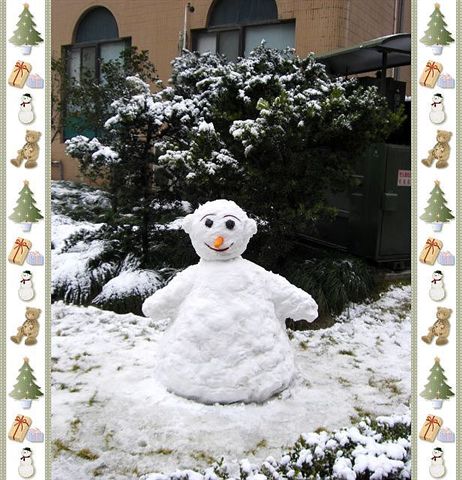 snow man so cute.JPG