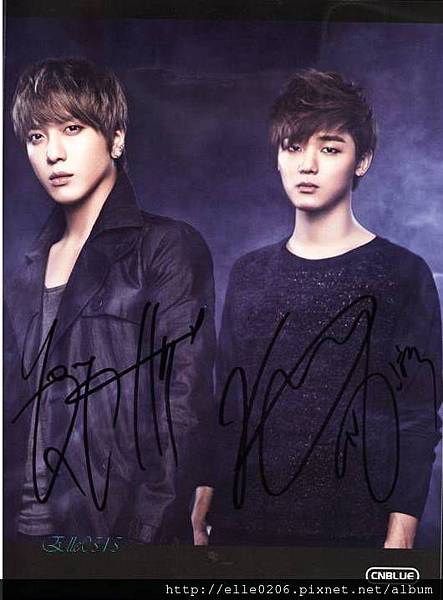 CNBLUE Signature-01