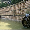 香格里拉樂園-甕牆&水車.jpg