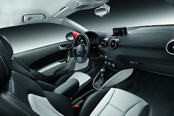 2011-audi-a1-officially-official_08.jpg