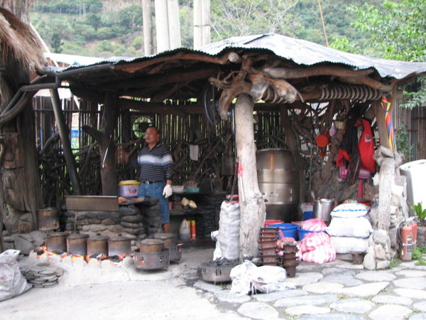 台東「原始部落」餐廳