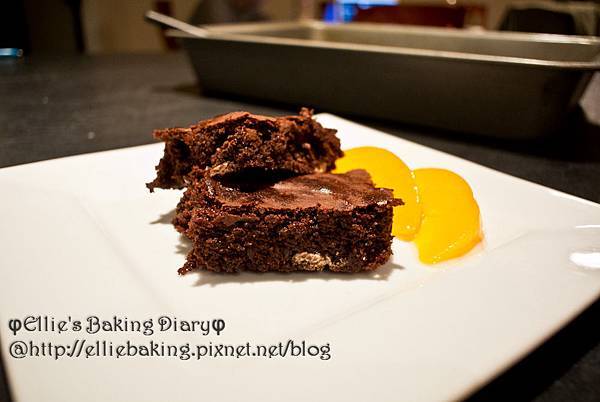 Choc Chunk Brownies7.jpg