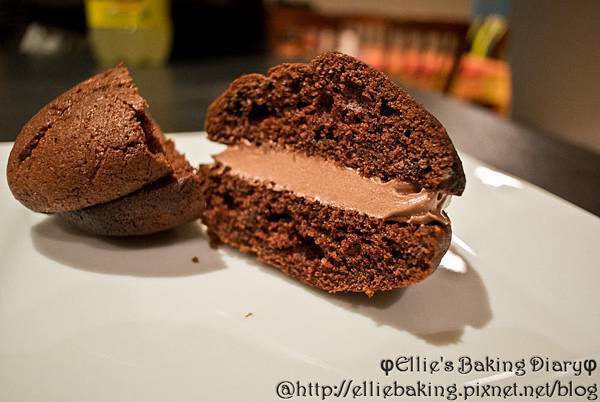 Chocolate Whoopie Pies10.jpg