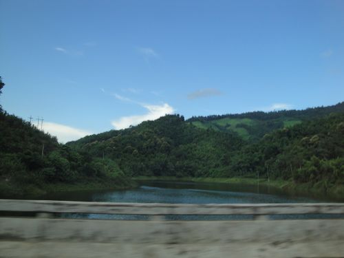 沿途山景