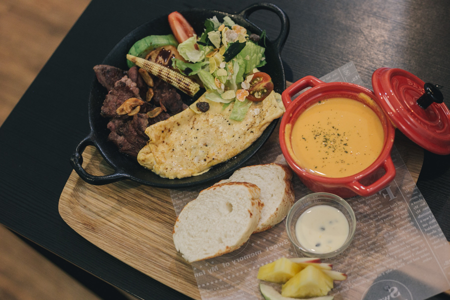 IMG_6816.jpg IMG_6816.jpg