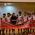 2011斯伯丁大專系際籃球錦標賽 亞軍隊伍合照.jpg
