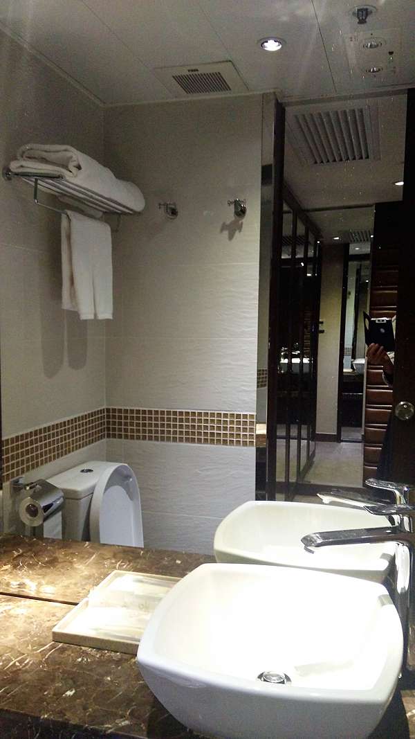 香港 君臨海域酒店gloucester Hotel 華麗的冒險 痞客邦