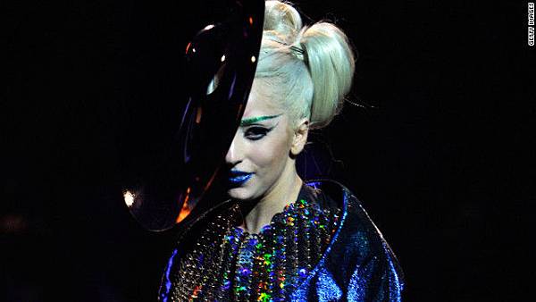 111229050648-gaga-mtv-europe-music-awards-2011-story-top.jpg