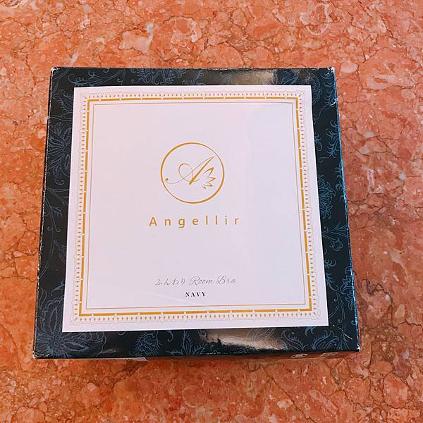 女人知己試用大隊,Angellir Room Bra 3D美胸內衣,無鋼圈,三段排扣,包覆贅肉,集中托高躺臥時仍可以維持胸型