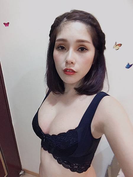 女人知己試用大隊,Angellir Room Bra 3D美胸內衣,無鋼圈,三段排扣,包覆贅肉,集中托高躺臥時仍可以維持胸型