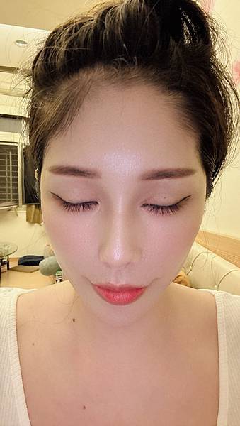 【波波妞】 intress盈翠絲 纖睫精華液 打造動人明眸大 試用