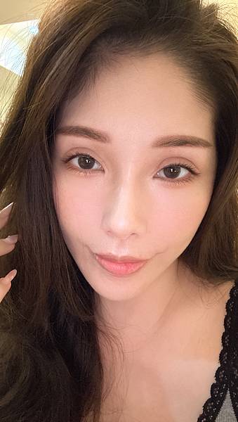【波波妞】 intress盈翠絲 纖睫精華液 打造動人明眸大 試用