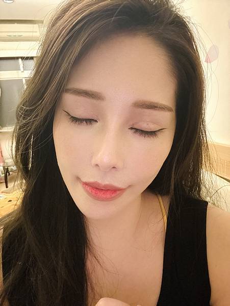 【波波妞】 intress盈翠絲 纖睫精華液 打造動人明眸大 試用
