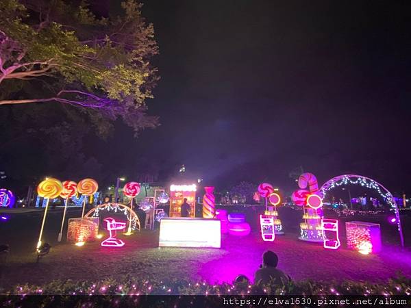 LINE_ALBUM_2021屏東公園聖誕燈會_211202_10.jpg